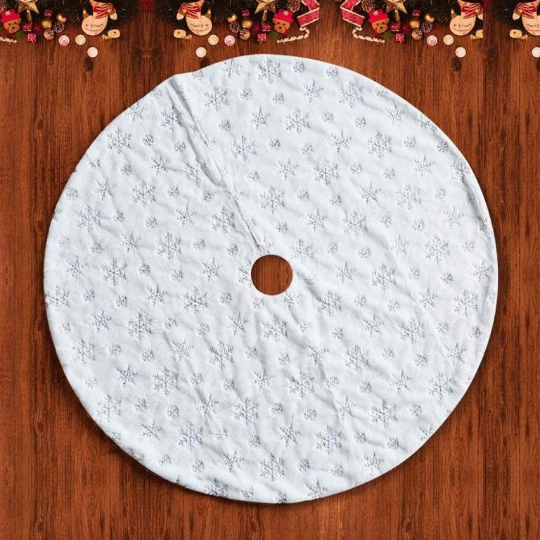 White Flannel Christmas Tree Skirt with Sequin Snowflake Embroidery