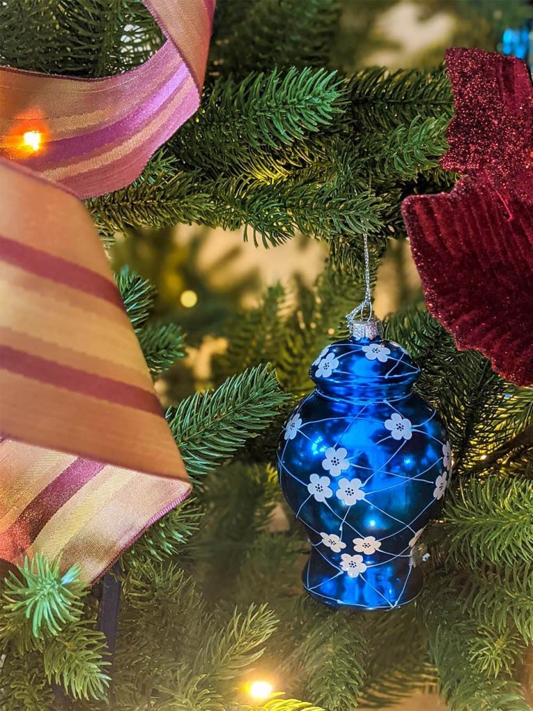 Chinoiserie Blue Ginger Jar Glass Ornament