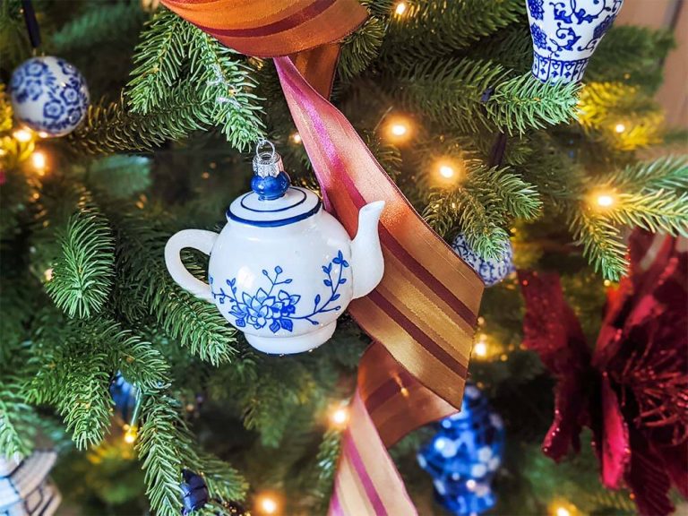 Blue White Chinoiserie Teapot Glass Ornament