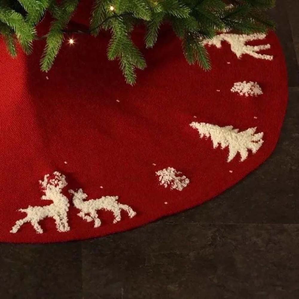 Knit Christmas Tree Skirt in Red with 3D Elk Pine Tree Snowflakes