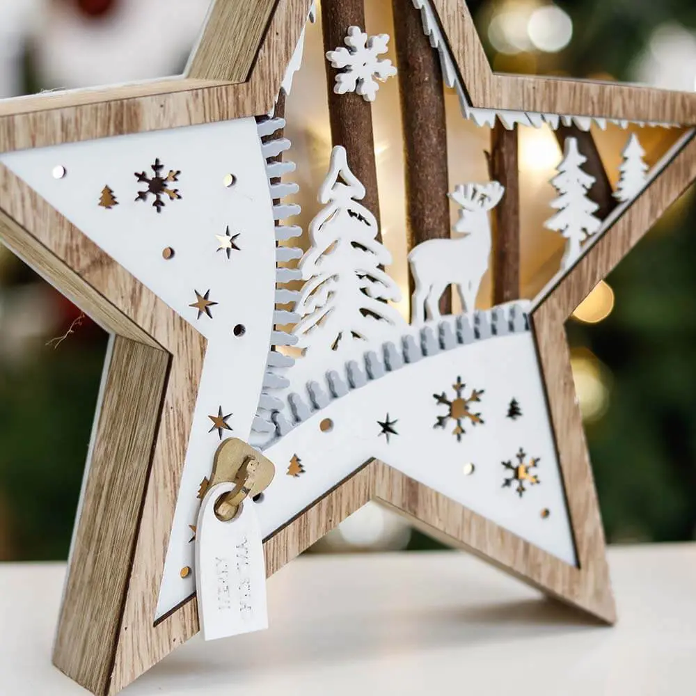 Set of 2 Wooden Christmas Stars with Lights