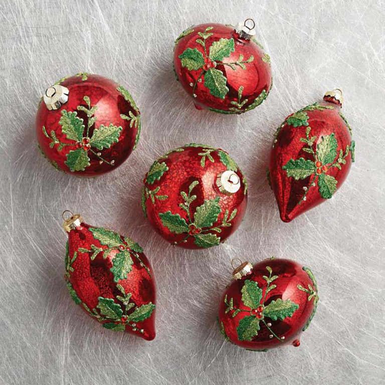 Red Glass Ornaments with Mistletoes – Set of 6