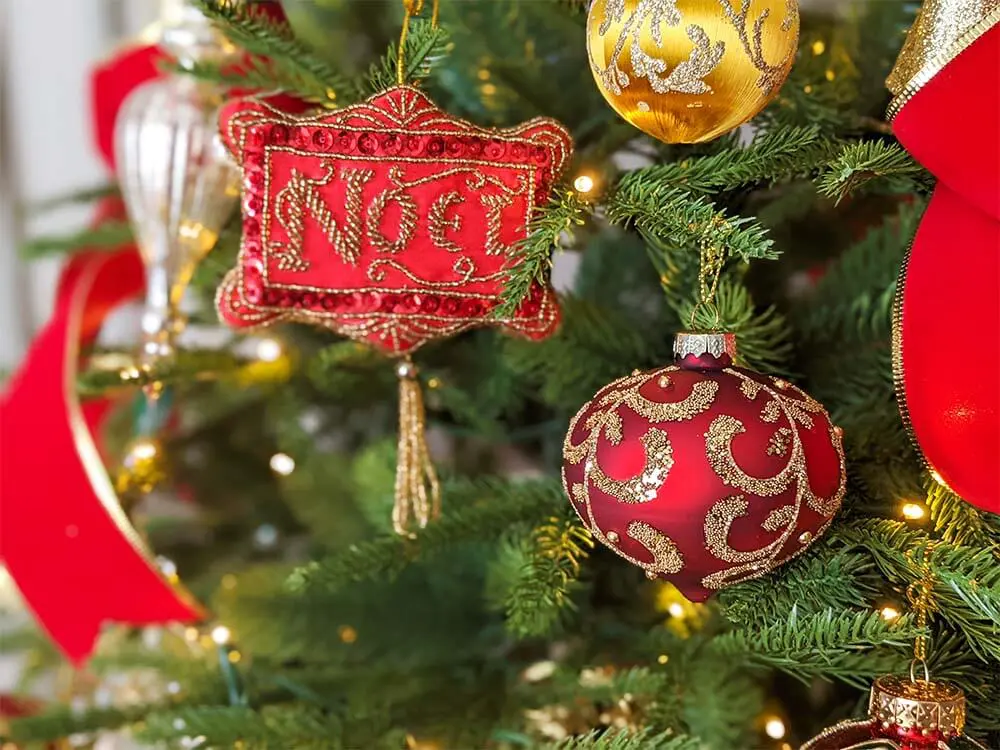 Red & Gold Versailles Glass Balls Ornament – Set of 6