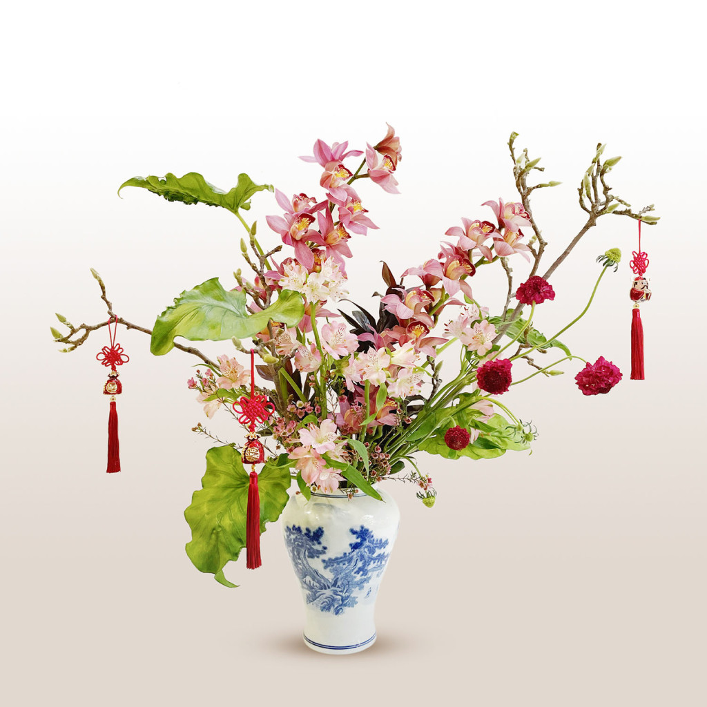 Lunar New Year Flower Arrangement “Elegance” – Design 3