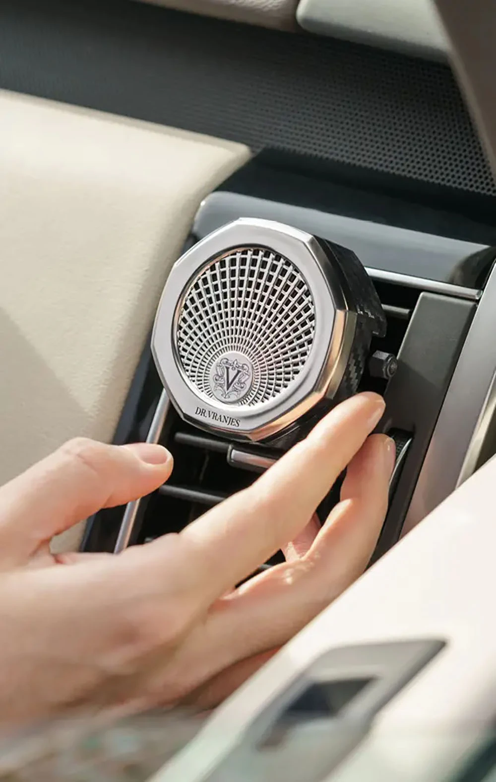 Chrome Carparfum Dispenser