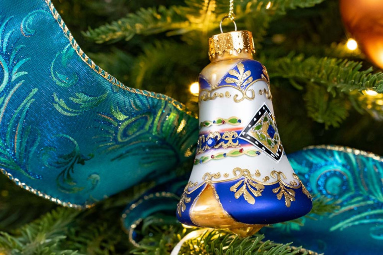 Pavo Christmas Decor Theme