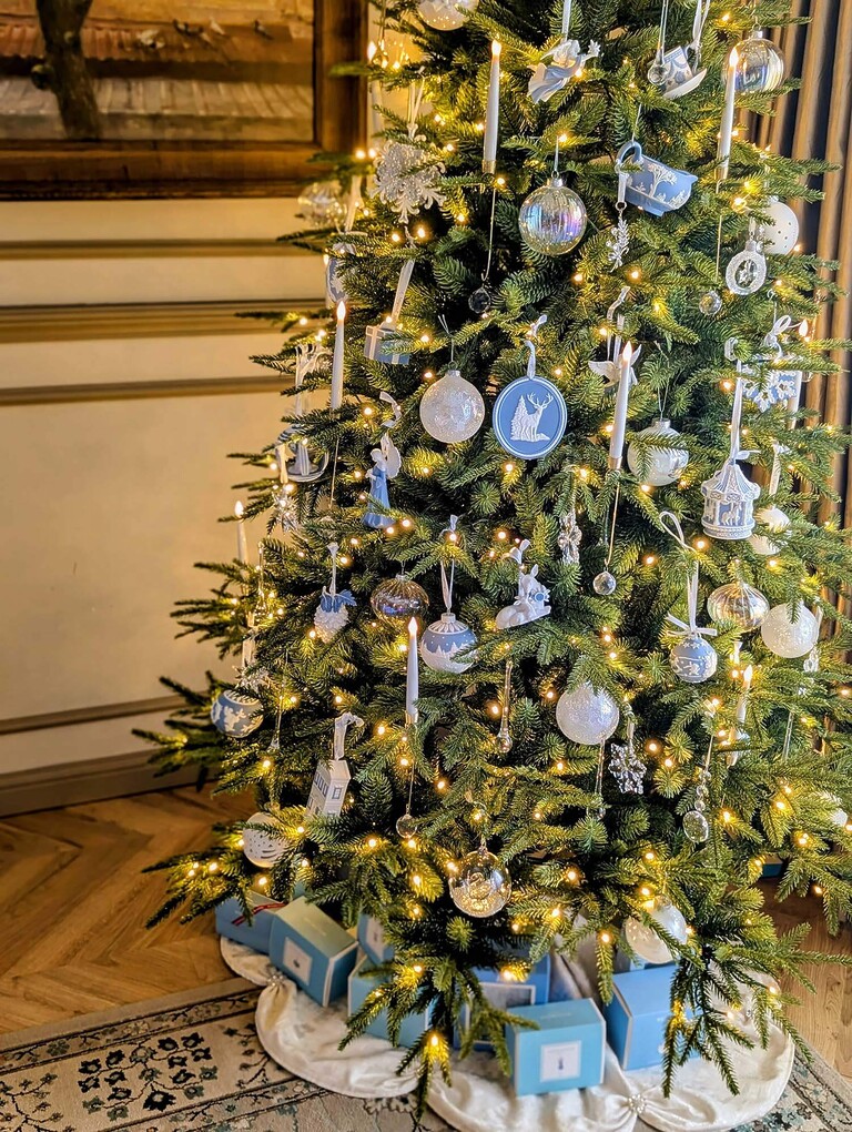 Wedgwood Christmas Tree