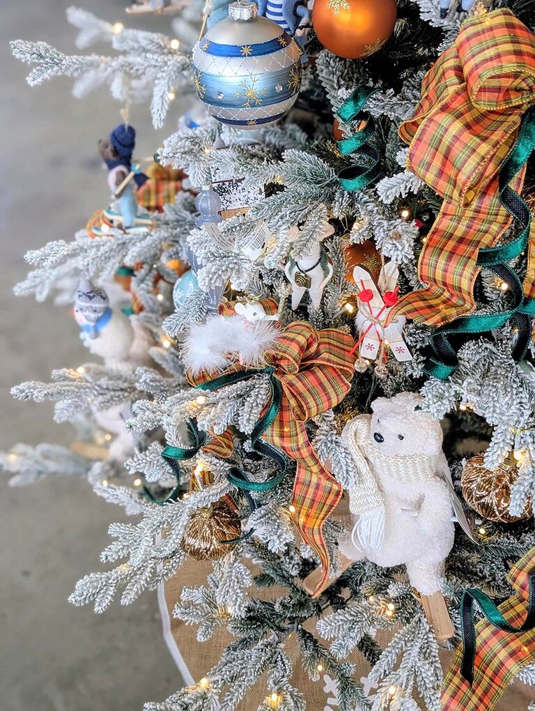 Ski Resort Christmas Theme Ski Resort Christmas Theme