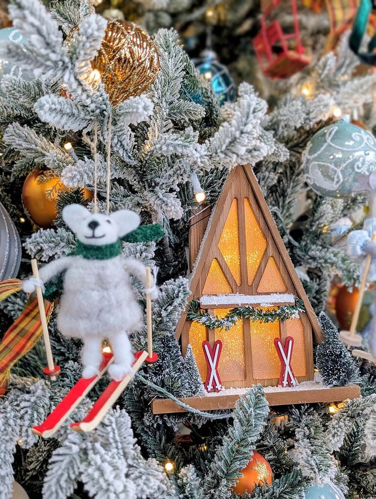 Ski Resort Christmas Theme Ski Resort Christmas Theme