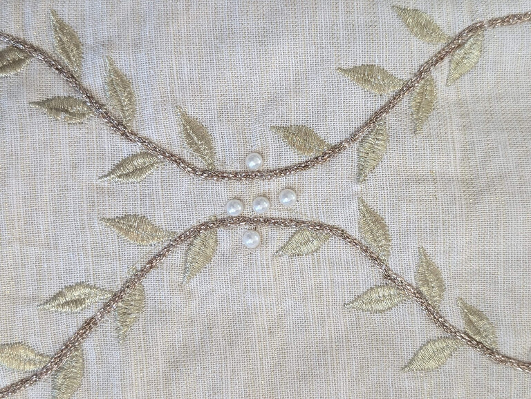 Tbrn Tahari Bdedvineleaf B