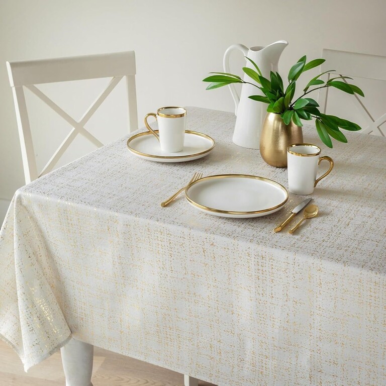 TBCL-BENSONMILLS-GOLBEIGE-b Large Beige Tablecloth with a Subtle Golden Sheen, 153 × 366 cm – Benson Mills (USA)