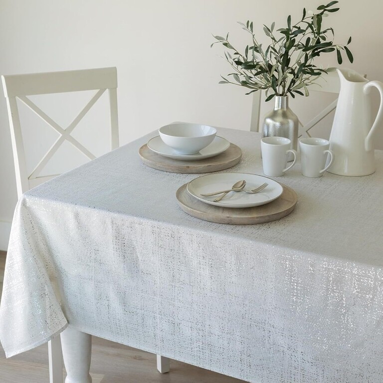 TBCL-BENSONMILLS-SIL-b Large Silver Tablecloth, 153 × 366 cm – Benson Mills (USA)
