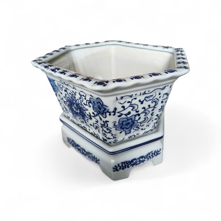 PLNTER-BLUWHI-HEXAGONa Blue-and-White Glazed Ceramic Planter with Hexagonal Rim and Stand