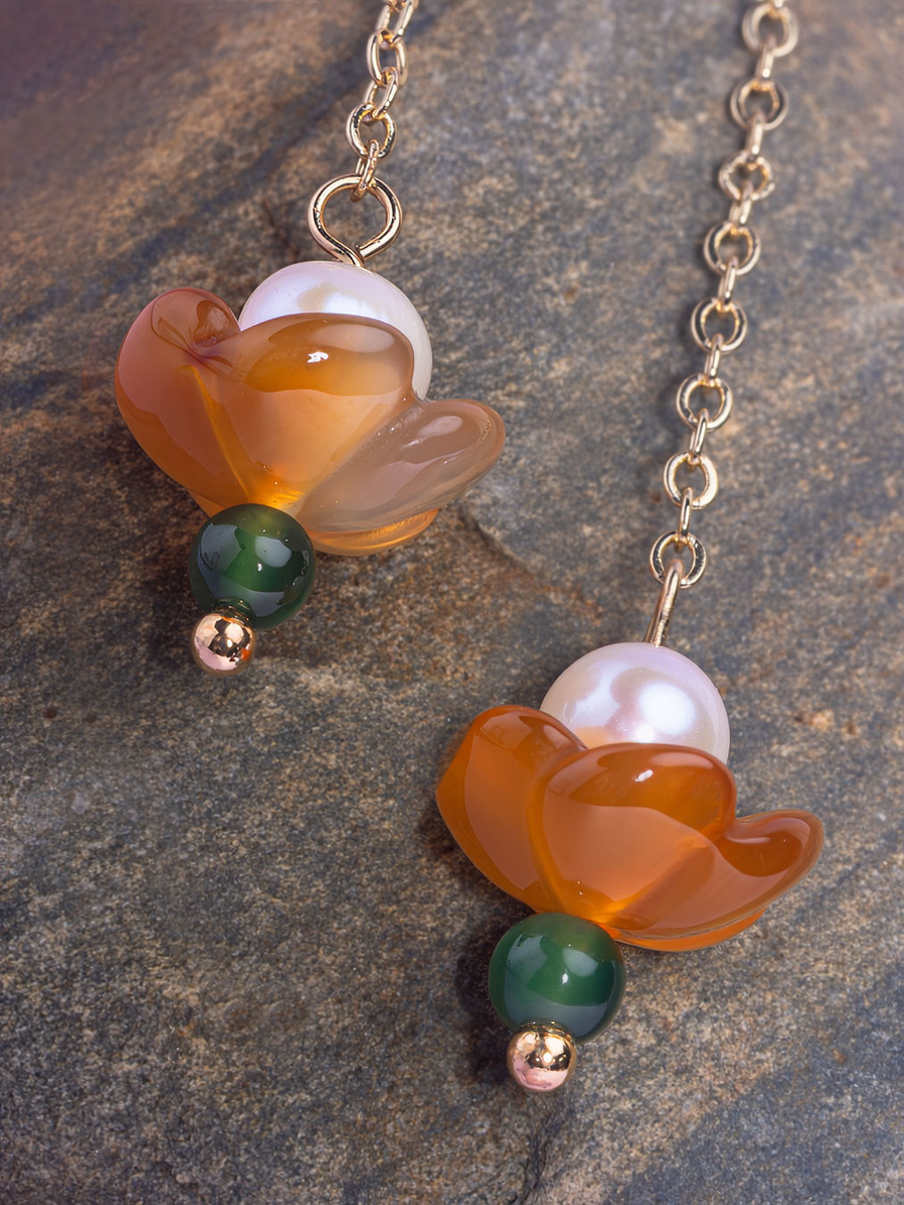 Earr Everyday Floatinglanterns B Earr Everyday Floatinglanterns B