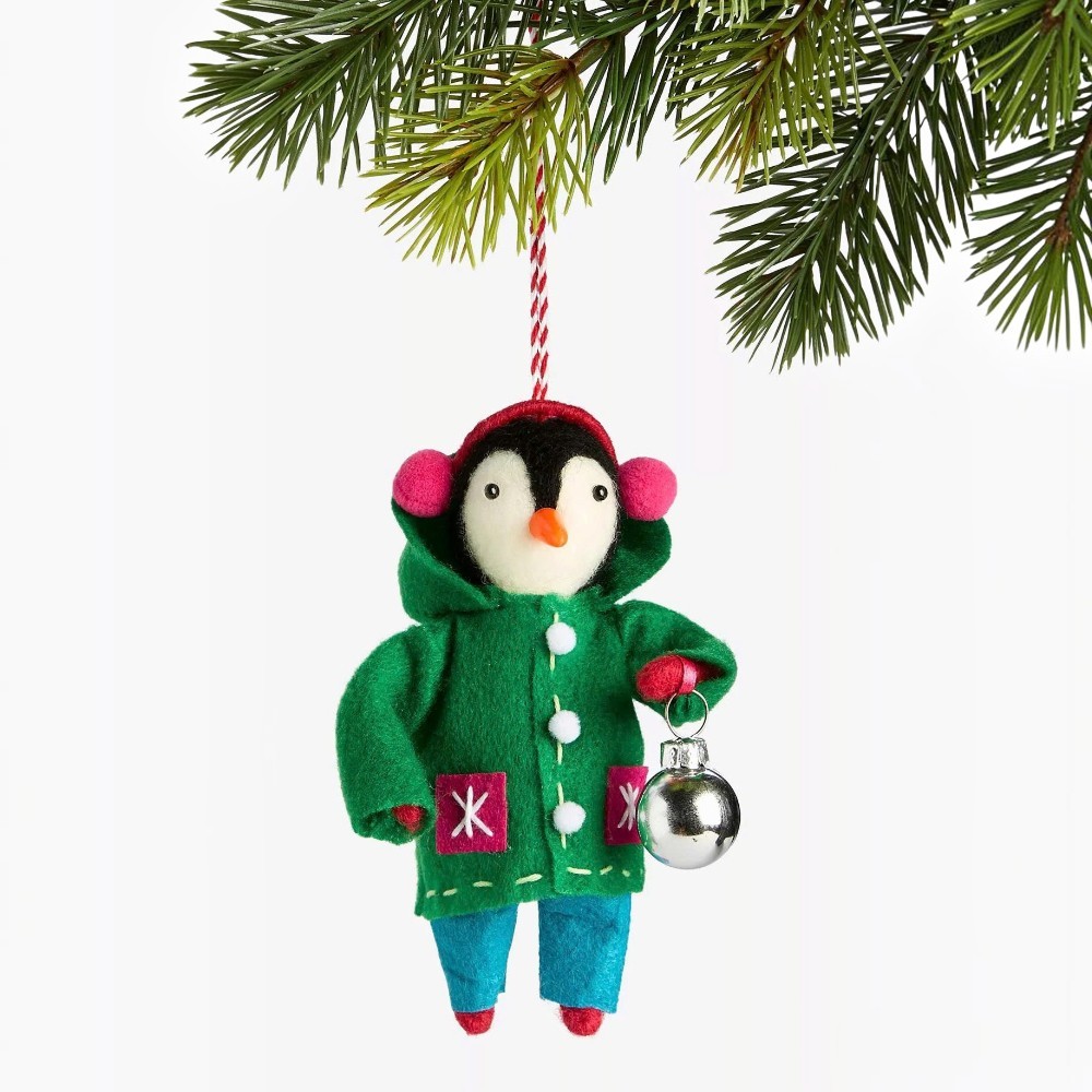 Orn Hl Feltpenguin A Orn Hl Feltpenguin A